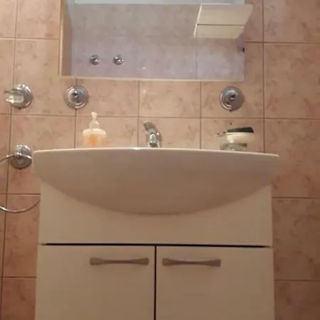 Kneze Bay Apartment, *